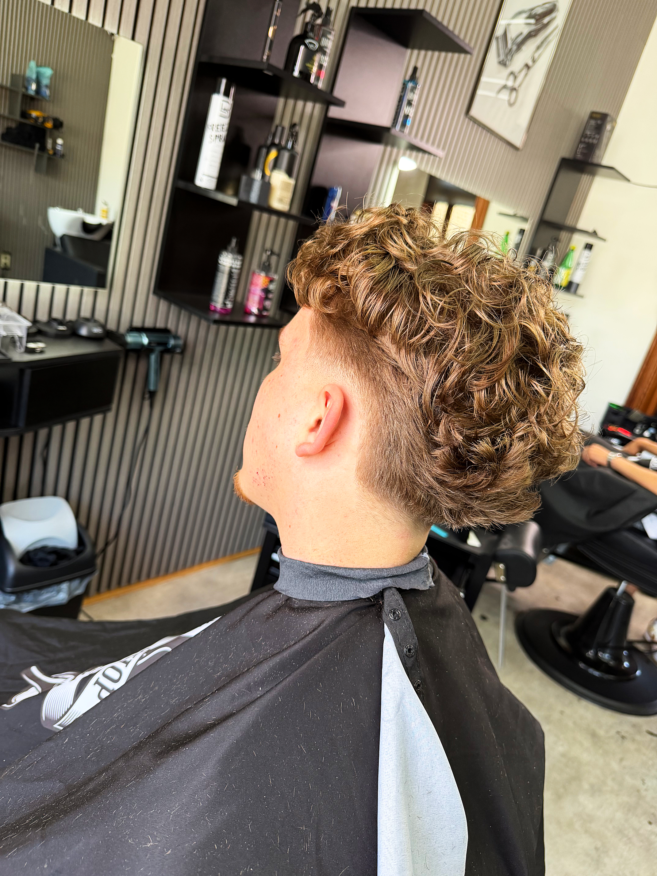 Burst taper fade with curly top