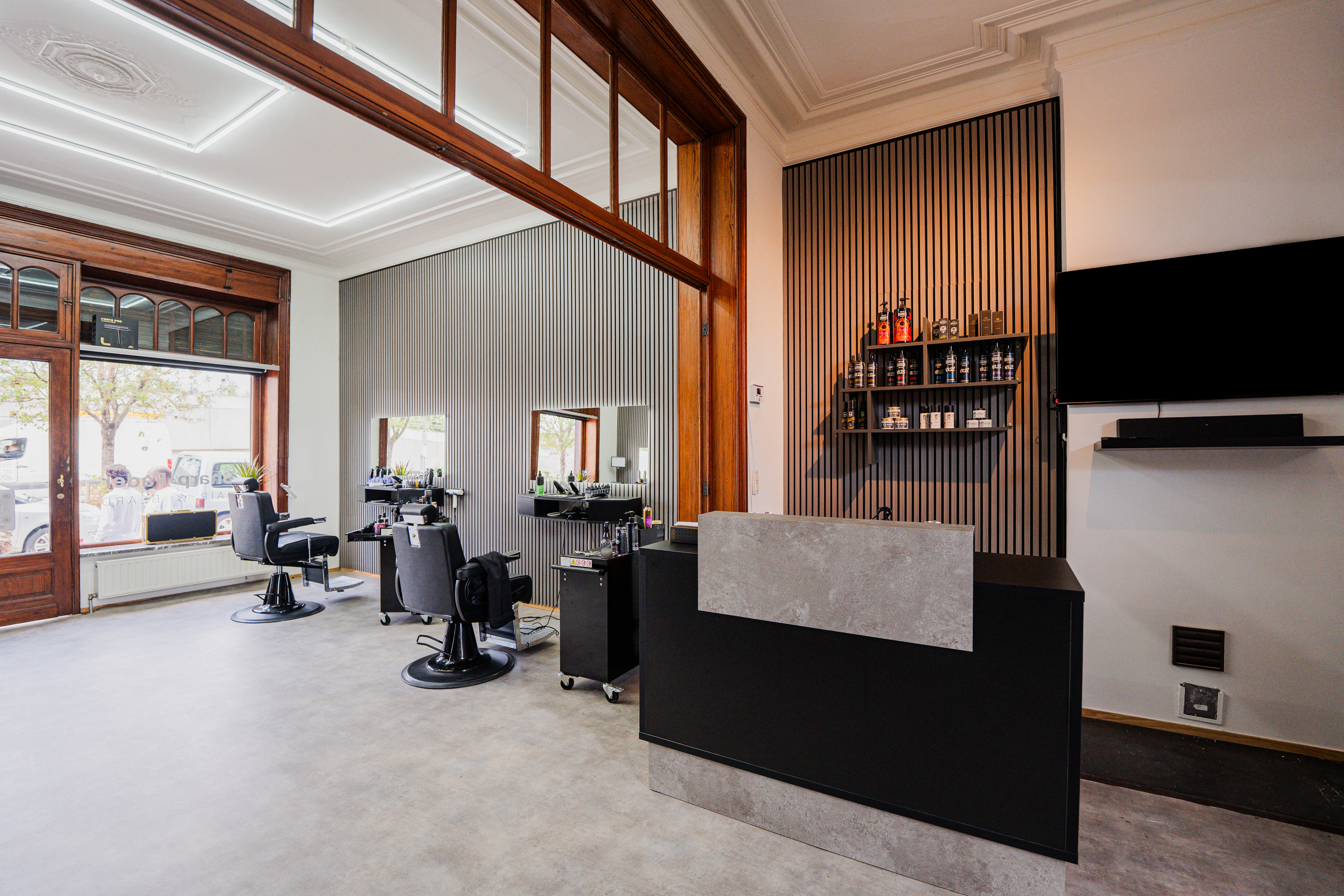 Binnen bij ons in het salon